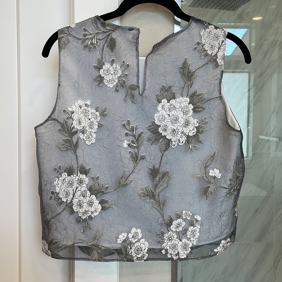 TULE FLOWER GREY TOP - Picture 2 of 2